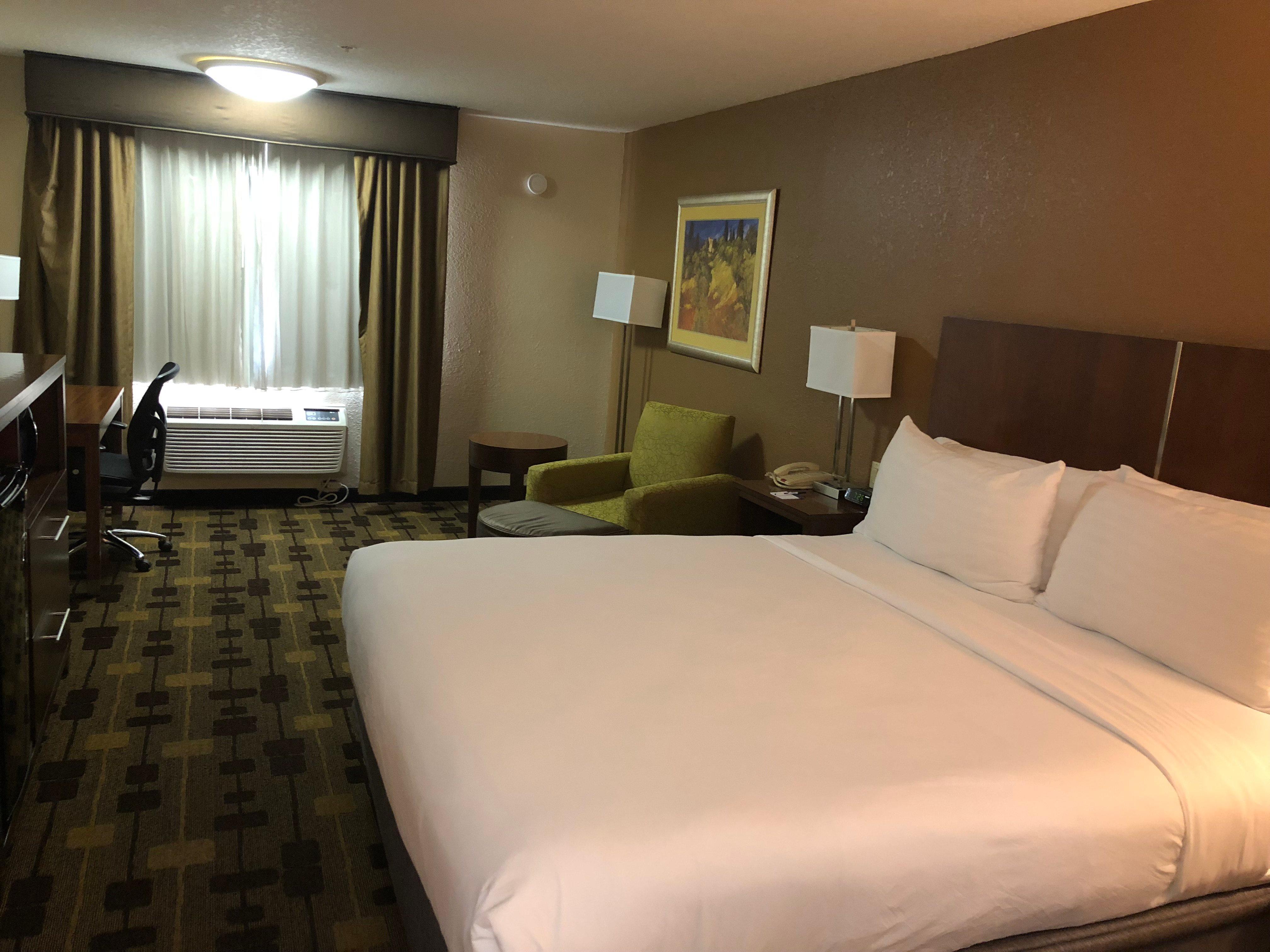 Holiday Inn Express Corning By Ihg Εξωτερικό φωτογραφία
