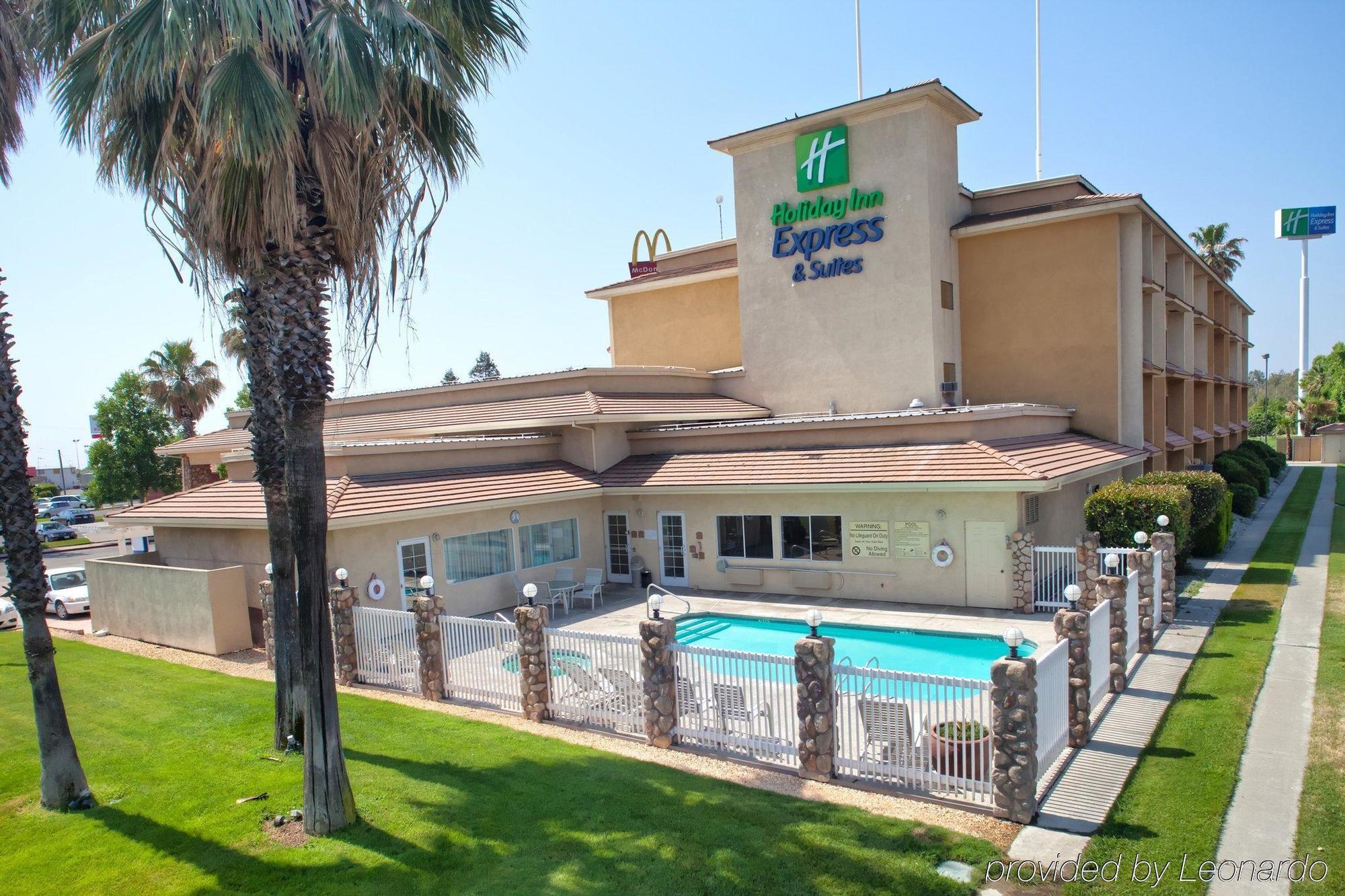 Holiday Inn Express Corning By Ihg Εξωτερικό φωτογραφία