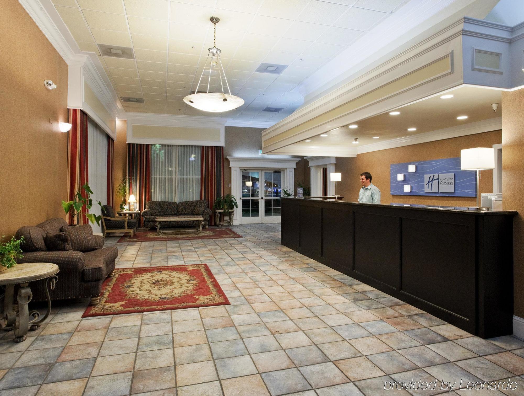 Holiday Inn Express Corning By Ihg Εσωτερικό φωτογραφία